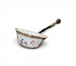 Chinese porcelain ladle, famille rose, c. 1760, Qianlong Period.