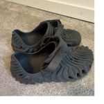 Crocs Men's Grey Slip-On Sandals UK 6 Lightweight Adjustable Strap Synthetic