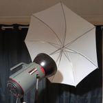 Very rare Courtenay Solaflash 150 Professional Studio Strobe Light With Umbrella