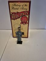 BRITAINS 44008 REDCOATS BRITISH BATTALION COMPANY PRIVATE IN OVERCOAT 1815 