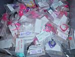 BARBIE  ACCESSORIES PLASTIC & FABRIC ~TIARA'S ~BELT~ GLASSES ~ UPDATED 20/05/26