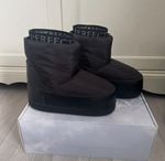 Perfect Moment x H&M Moon boots Size 7