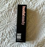 Huda Beauty Easy Bake Setting Spray 100 mL / 3.38 fl oz Easy Bake Line