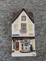 Hazle Ceramics The Corner Shop Wall Plaque Hand Painted England Vintage 20cm