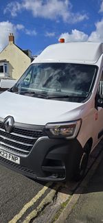 Renault Master Red Edition 2.3 DCi 23 plate