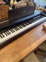 Yamaha Clavinova CLP-153S