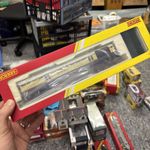 BNIB Sealed HORNBY R4526 GWR NIGHT MAIL TPO Operating Mail Coach MINT