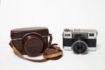 FUJICA 35 AUTO -M with FUJINON-R 1:2.8/47mm Lens Near Mint Working with Case