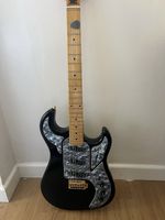 Burns Marquee Club Series - Electric Guitar with Gigbag - Black