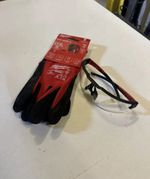 Milwaukee Glove And Glasses Bundle - Brand New