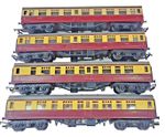 Rake of 4 Tri-ang R29/R221 OO BR 24010 Composite Coaches Maroon Crimson Unboxed.