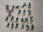 21 Mixed Toy Soldier Figures Job Lot
