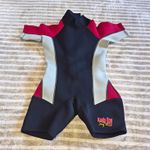 Koala Bay Kids Shortie Wetsuit Black/Red/Grey 22in Chest Age 3-4