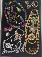 Vintage Necklace Bracelet Brooch Earrings Ring Lot