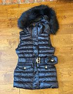 Holland Cooper Women’s Black Mid Moritz Puffer Gilet Hood Fur Trim Zip