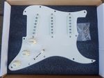 Strat vintage Fat 50's style handwound Pickups aged white Stratocaster Pickguard