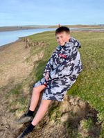SALE! L/S CAMO Child's Dry Changing Robe approx Age 10 -14 Warm Dry! XS