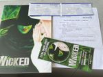 WICKED OFFICIAL 2013 PROGRAMME APOLLO THEATRE WITH TICKETS FLYER & CONFORMATION 