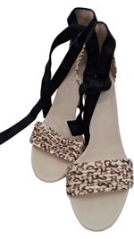 Gucci Leather High Heel Sandals Women's Size 37.5 Italy Black White Chain Print 