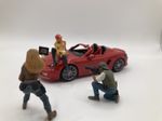 1/32 SCALE CAR & FIGURES  (Hand  Painted -FOR Dioramas)