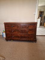 ANTIQUE MAHOGANY CHEST OF DRAWERS 