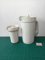 2x Vintage Tupperware Vacuum Jugs, Juice Pitcher Jug & Creamer Dispenser #365