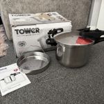 Tower T80244 6L/22cm Pressure Cooker with Steamer Basket, Stainless Steel Silver