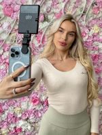 Glolamp Mini Pro LED Selfie & Video Light: Studio Quality, 10-Level Brightness