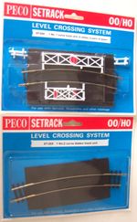 BNIB Peco Setrack ST-266 & ST-269 - OO Gauge Level Crossing Systems No1 & No2