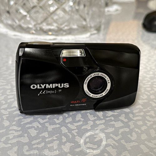 Olympus MJU II 35mm Camera – 35mm f/2.8 Lens - BATTERY LID SLIGHTLY BROKEN