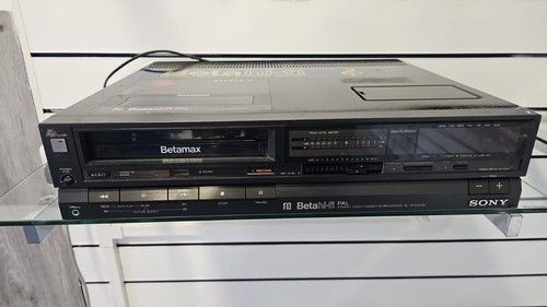 Sony SL-HF100UB Betamax Video Cassette Recorder – Vintage VCR – Tested, Power on