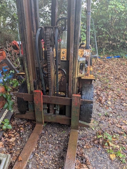 Hyster h 2.5 xl 1991 c177 Diesel Forklift Spares Or Repairs  Good Engine — image 14