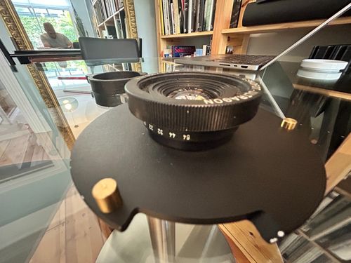 Eskofot Ultragon f9 150mm enlarging lens, New DeVere lens board, Great Condition — image 2