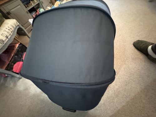 Joolz Aer+ Carrycot Navy — image 1
