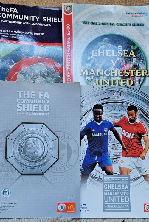 Bundle of 6 Charity Shield Football Programmes + ticket stub Manchester United — image 2