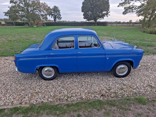 STUNNING 1958 FORD PREFECT 100E MKII - 1172CC SIDEVALVE ENGINE — image 4