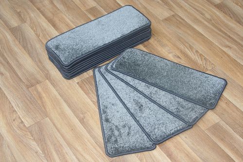 14 Carpet Stair Case Treads Majestic Grey 609 Saxony Large Pads  20cm x 50cm x14 — image 4