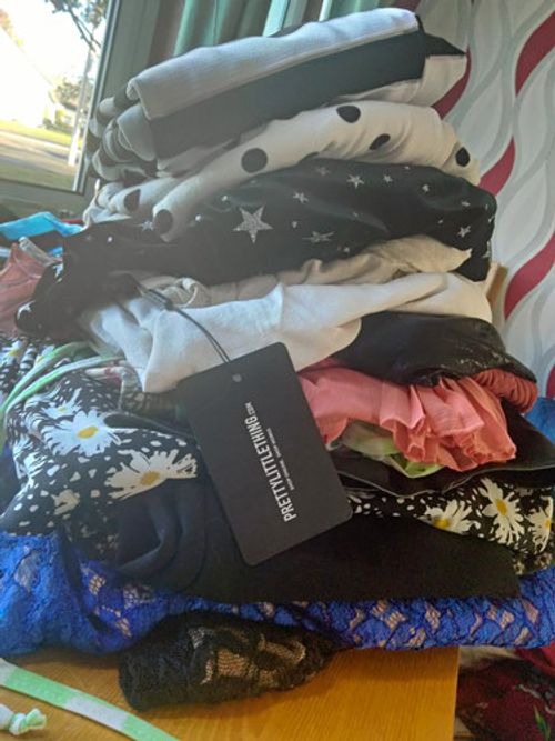 PrettyLittleThing Women’s Mixed Clothing Wholesale Job Lot Assorted Bundle