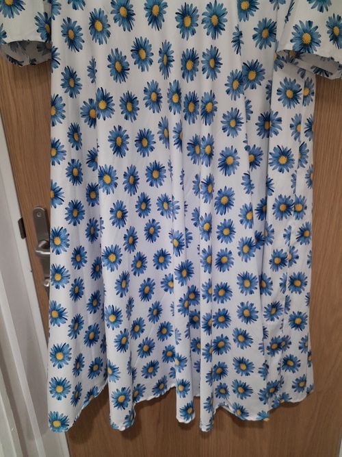 Floral Summer Dress Size 14/16 — image 4