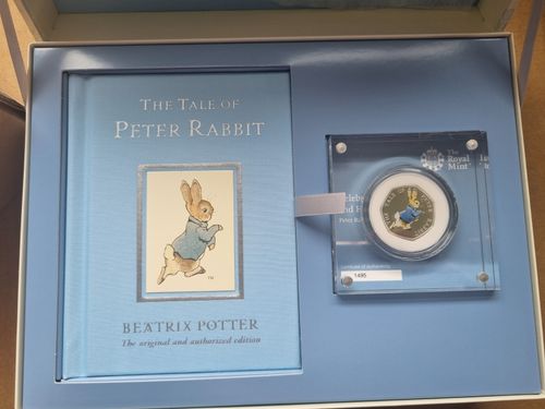 The Tale of Peter Rabbit Limited Edition 50p Silver Proof Coin and Book Gift Box — image 1
