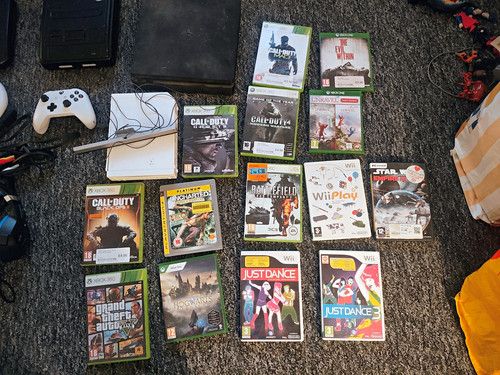 Microsoft Nintendo Sega Mixed Lot: Games, Xbox One Controller, Wii Wheel