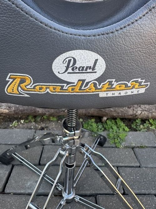 Pearl Roadster D-2000 / Saddle Throne / Double Braced Hardware #WE38