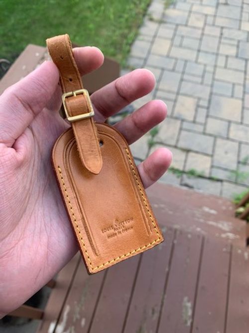 Authentic Louis Vuitton leather luggage tag !!