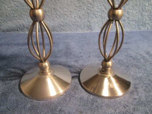 Vintage Style x2 Metal Candlesticks ~ Arts & Crafts design - Silver colour, sp.E — image 2