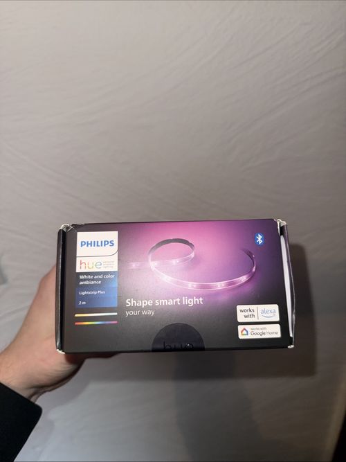 Philips Hue Lightstrip Plus v4 (2m) White and Colour Ambiance DAMAGED BOX — image 2