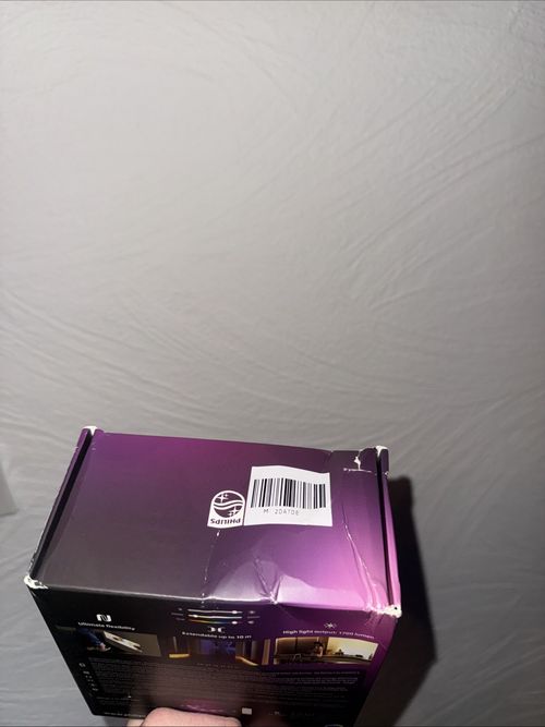 Philips Hue Lightstrip Plus v4 (2m) White and Colour Ambiance DAMAGED BOX — image 3