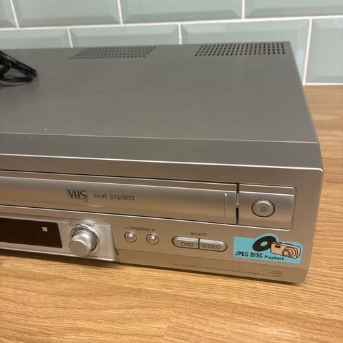 Sony SLV-D950 Dolby Digital DVD Player/Video Cassette Recorder No Remote TESTED — image 3