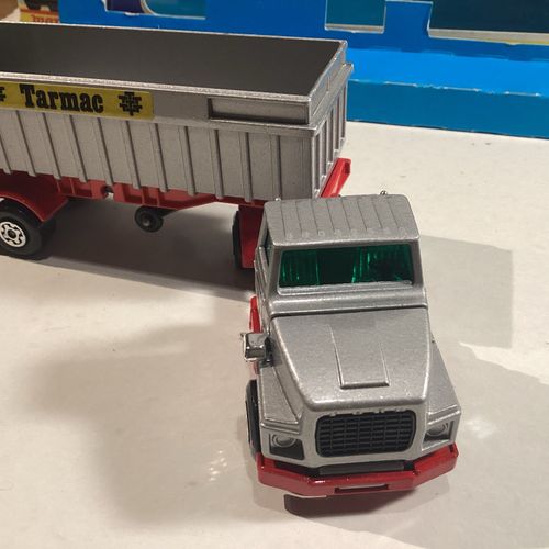 Matchbox Superkings K18 Ford LTS Articulated Tipper Truck  VNM In Original Box — image 8