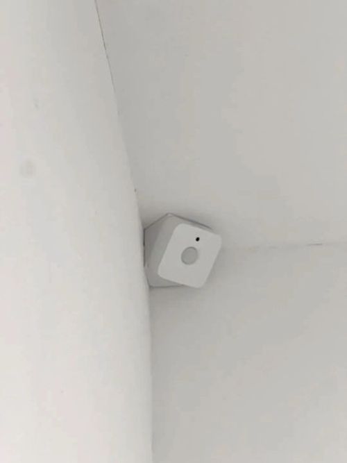Philips Hue Motion Sensor Corner Mount – Fixed 90° Wall Bracket Holder