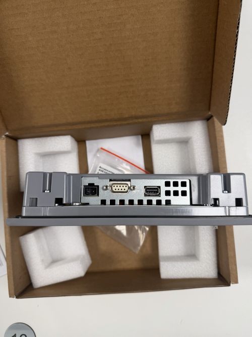 Siemens Simatic HMI Touch 7” 6AV2 123-2GA030AX0 — image 2